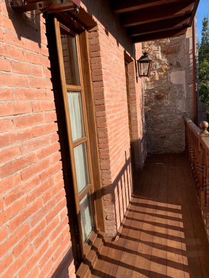 Posada La Torre De La Quintana 里恩多 外观 照片