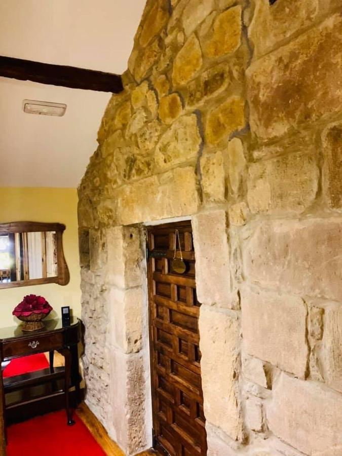 Posada La Torre De La Quintana 里恩多 外观 照片